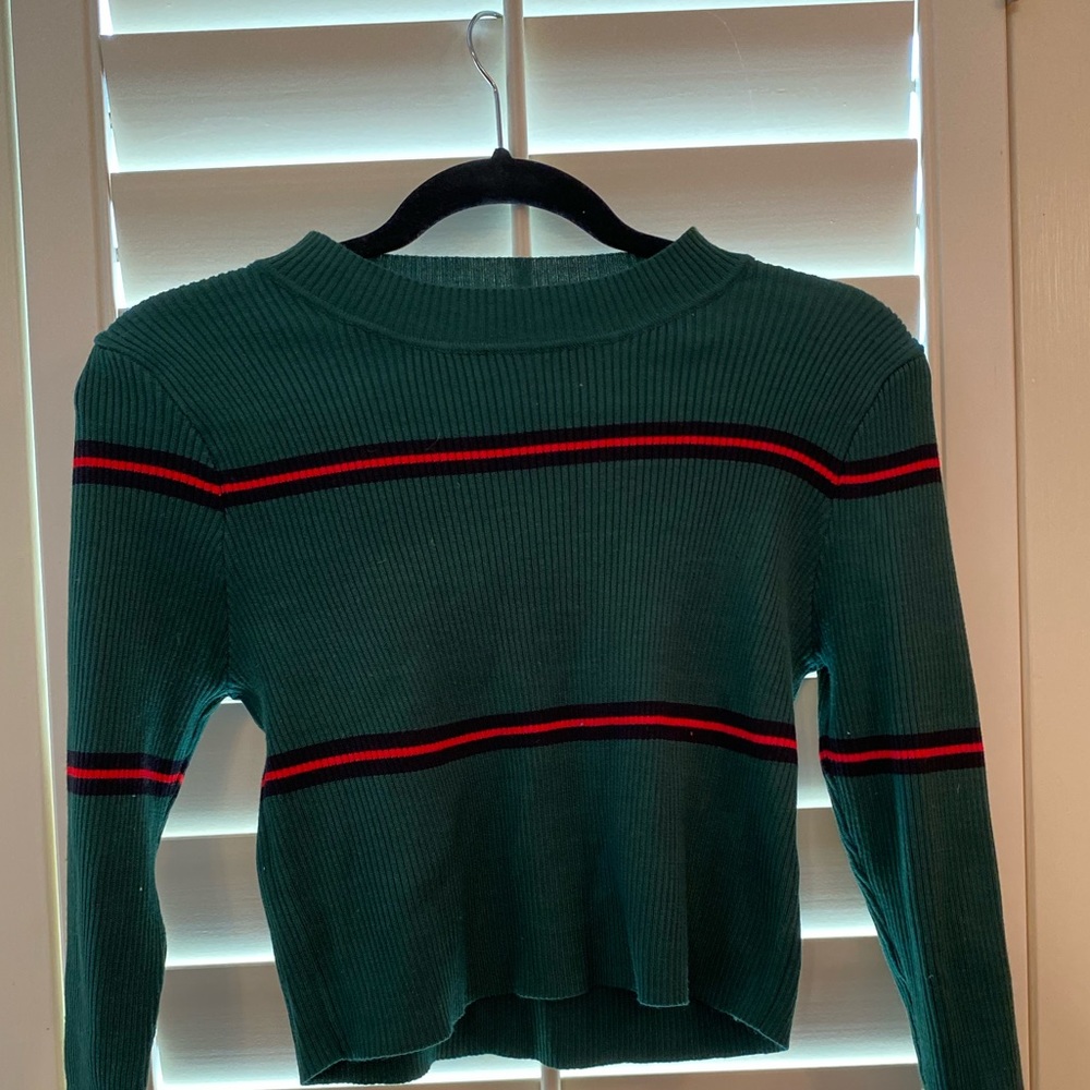 Cropped Green Sweater with red and black stripes